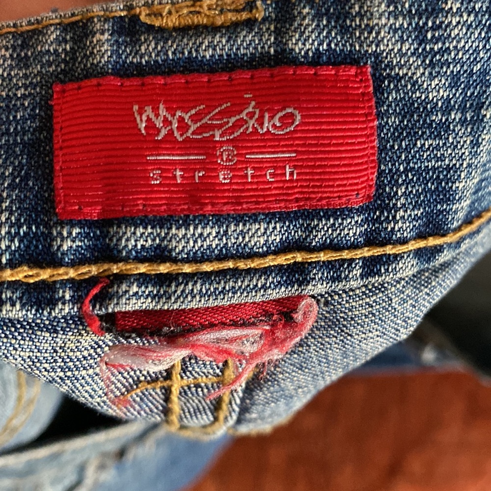 Jeans - Picture 3 of 6